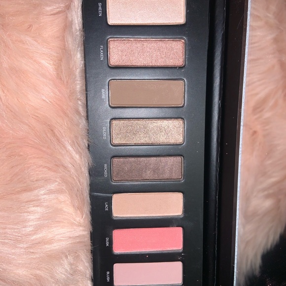 Studio Makeup Eyeshadow Palette - Picture 2 of 4